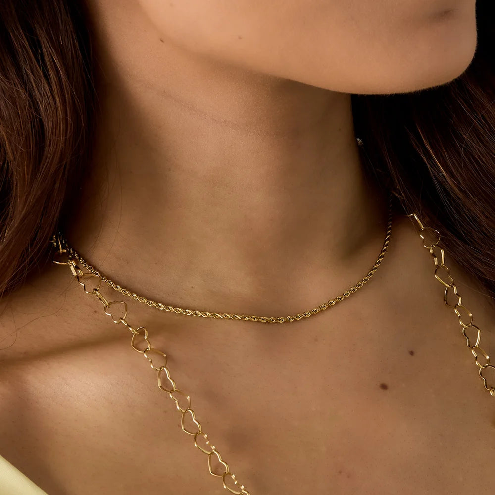 Plain Twisted Beauty Necklace